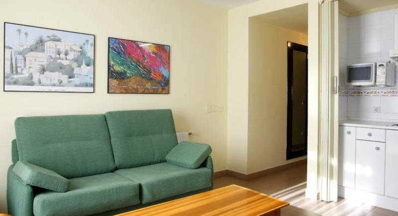 Apartamentos Marina Naveces Esterno foto